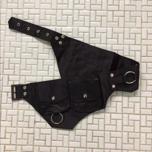 Fanny pack, belt bag, cross body, however you want to wear it.